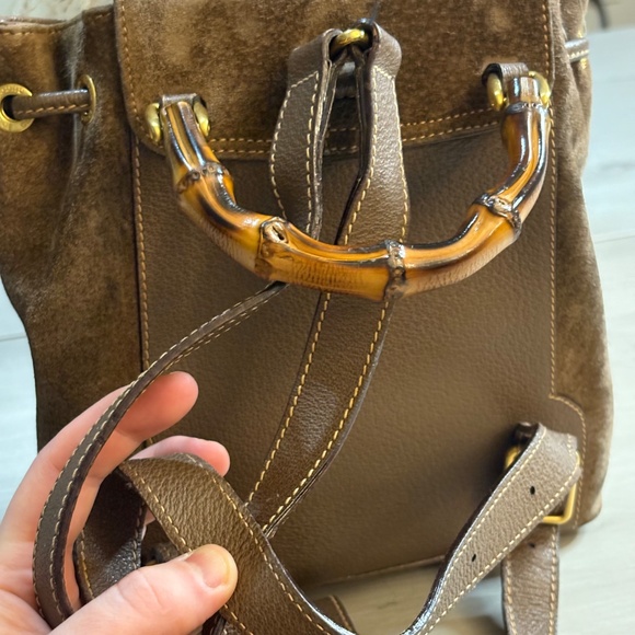 Vintage like New Gucci Suede Drawstring Backpack – Brown - Picture 5 of 15